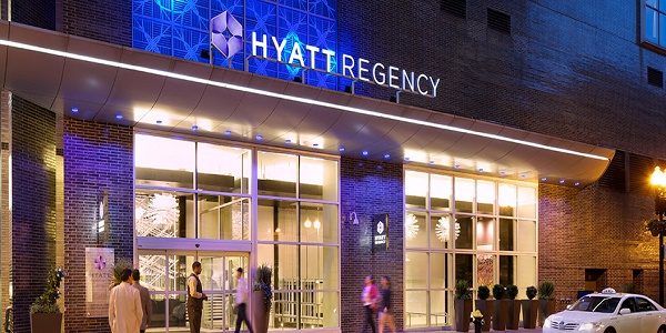 براتب ابتداء من 4500 درهم .. سلسلة فنادق خمس نجوم: إعلان عن حملة توظيف في عدة تخصصات براكش، الدار البيضاء، الرباط وطنجة