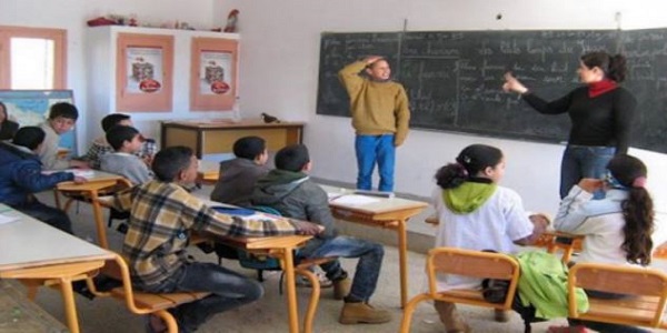 جمعية لمحاربة الأمية: توظيف 50 مدرس ومدرسة لمحاربة الأمية بإقليم بولمان ابتداء من التاسعة إعدادي فما فوق