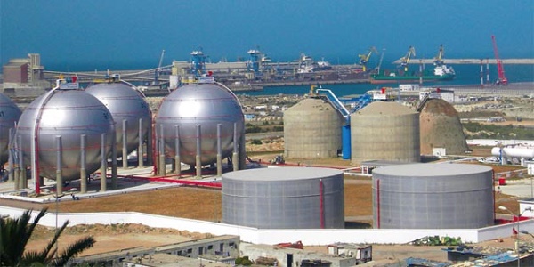 شركة Sterling & Wilson : توظيف 18 مشرفين على محطات الطاقة الشمسية أو الحرارية بمدينة العيون