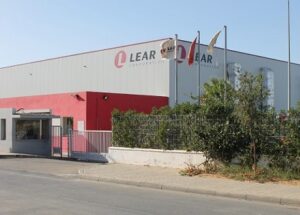 شركة Lear corporation Kenitra & Rabat & Tanger تعلن عن حملة توظيف عدة مهندسين و تقنيين في عدة تخصصات